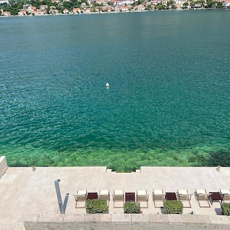 Apartments Rozer Kotor Exterior photo